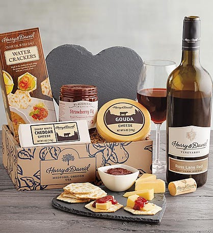 Valentine&#39;s Day Cheese Gift with Wine 